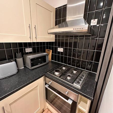 R2 - Elegant Private Room Opposite Queen Elizabeth Hospital - Harborne Birmingam Exterior foto