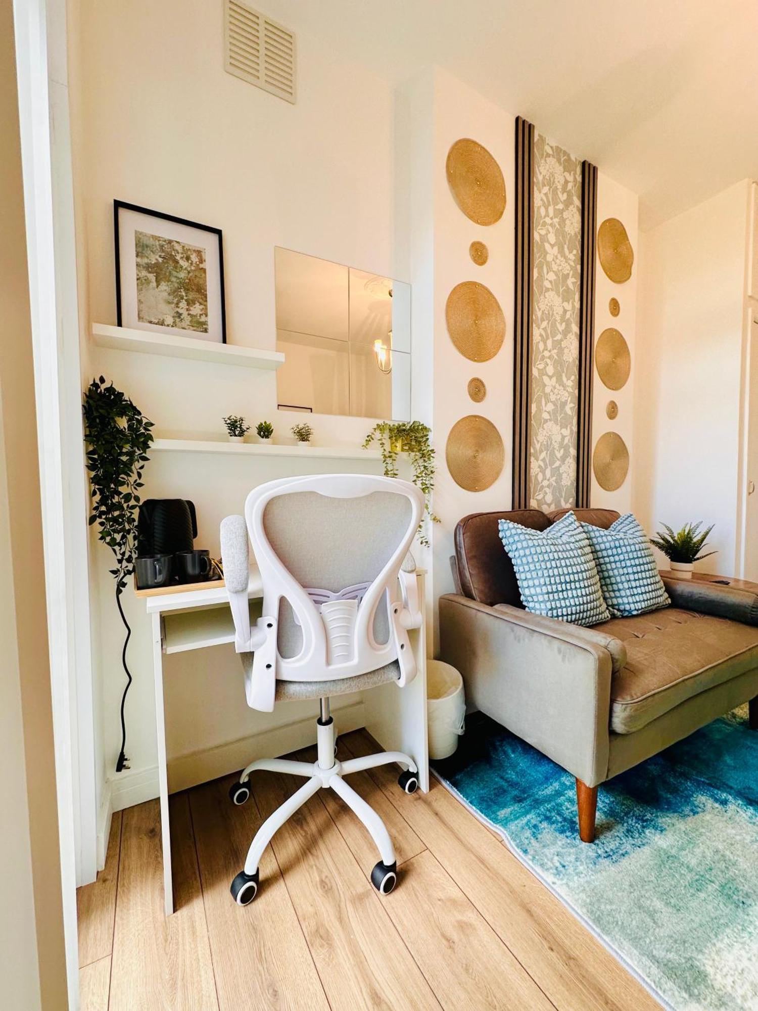 R2 - Elegant Private Room Opposite Queen Elizabeth Hospital - Harborne Birmingam Exterior foto