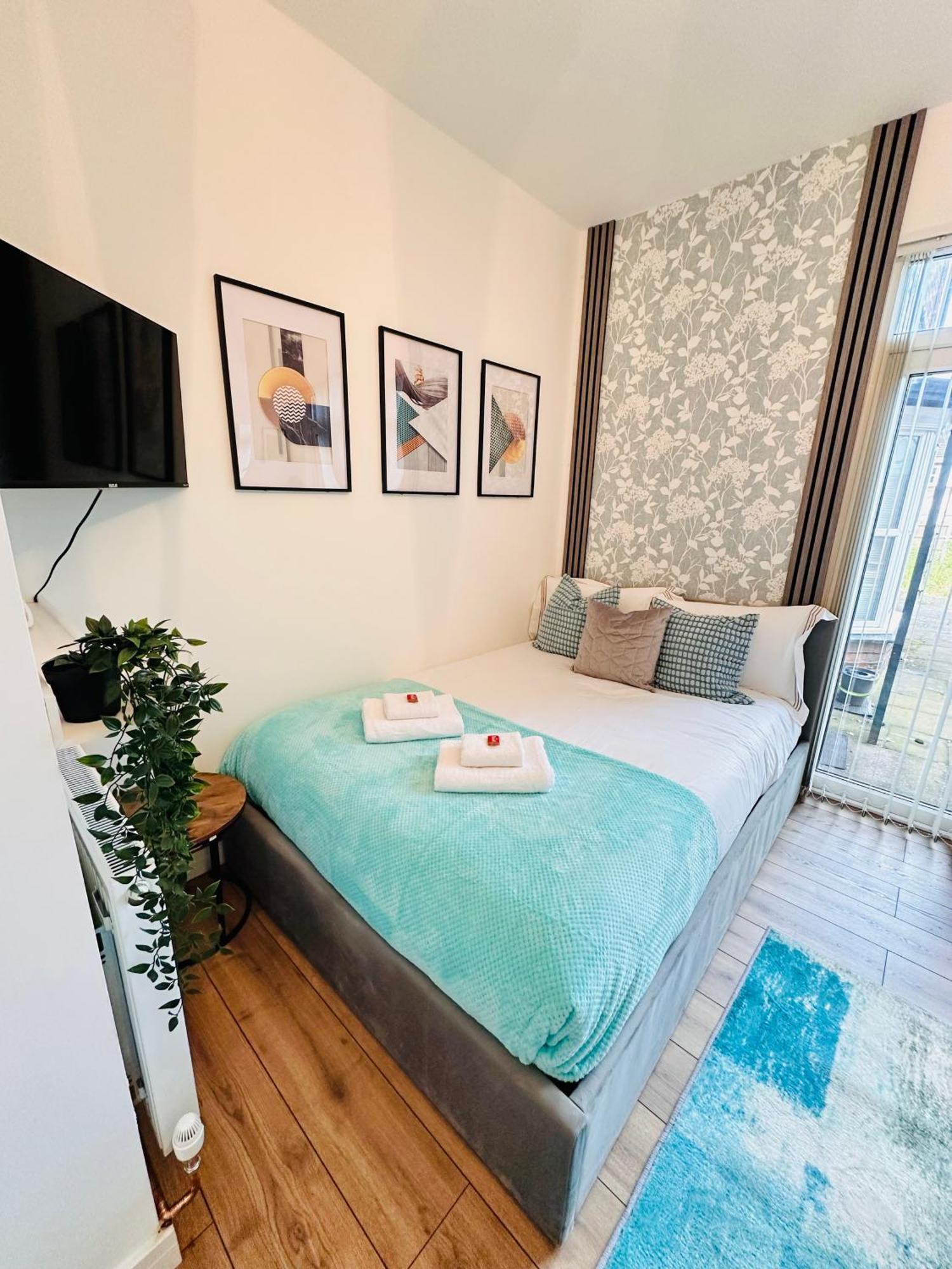 R2 - Elegant Private Room Opposite Queen Elizabeth Hospital - Harborne Birmingam Exterior foto